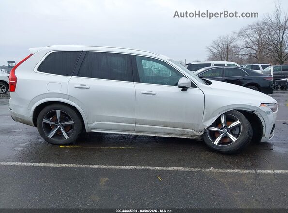YV4BC0PM7H1111771 2017 VOLVO XC90 HYBRID White Вид задньої частини салону