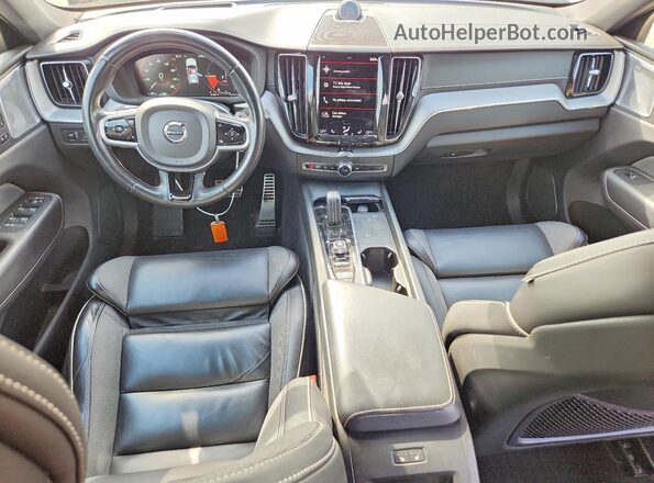 YV4BK0DP3M1715703 2021 VOLVO XC60 Black Dashboard view