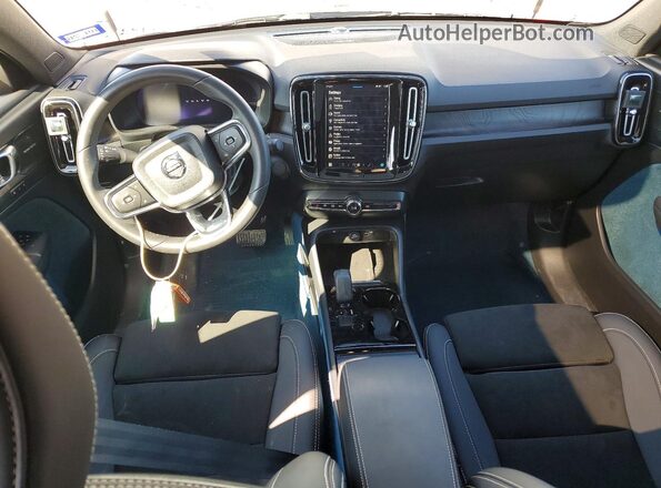YV4ED3GM3P2050178 2023 VOLVO C40 White Вид панелі приладів