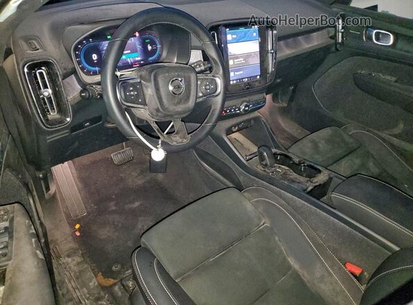 YV4ED3GM7P2041449 2023 VOLVO C40 Blue Widok deski rozdzielczej