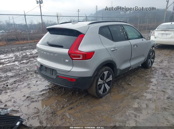 YV4ED3UL5P2036357 2023 VOLVO XC40 RECHARGE PURE ELECTRIC Серебряный Задняя правая четверть