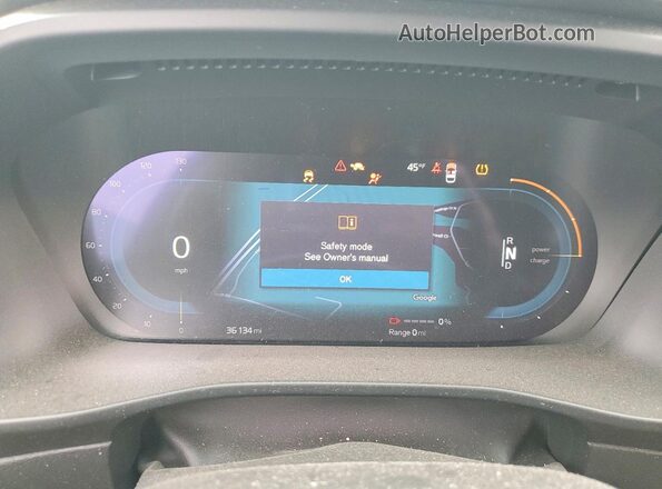 YV4ED3UM1P2087802 2023 VOLVO XC40 Silver Widok zestawu wskaźników