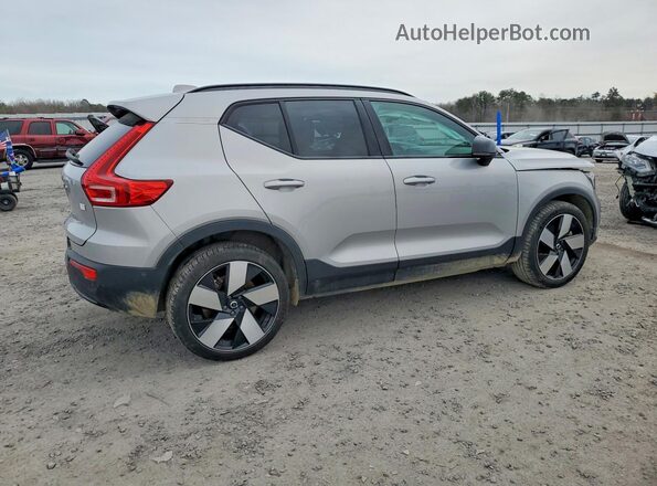 YV4ED3UM1P2087802 2023 VOLVO XC40 Silver Tył prawy