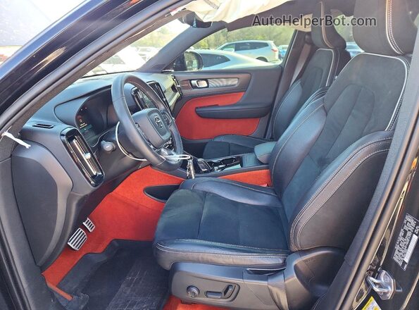 YV4ED3UR3M2567265 2021 VOLVO XC40 Черный 