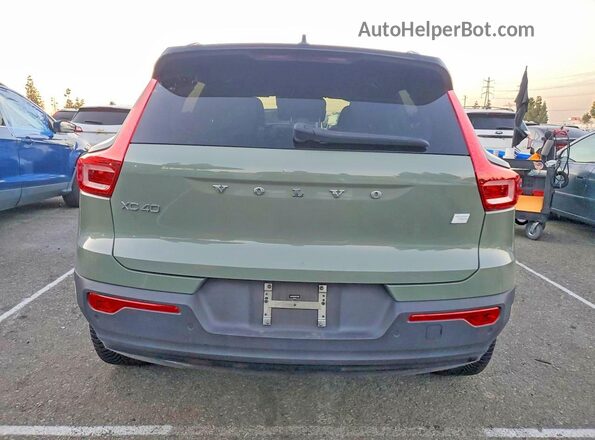 YV4ED3UR6N2751049 2022 VOLVO XC40 Серый Вид сзади