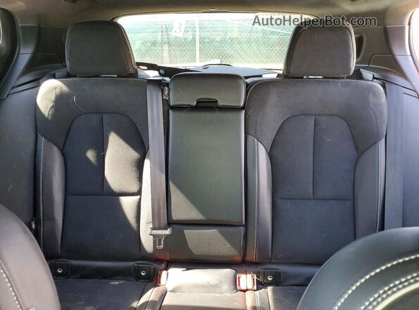 YV4ED3UR8M2590377 2021 VOLVO XC40 Gray უკანა სავარძლების ხედი