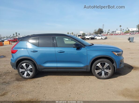 YV4ED3UW4P2077542 2023 VOLVO XC40 RECHARGE PURE ELECTRIC Light Blue Вид задней части салона
