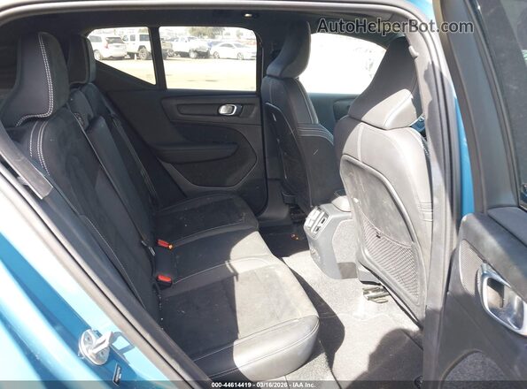 YV4ED3UW4P2077542 2023 VOLVO XC40 RECHARGE PURE ELECTRIC Light Blue Вид наклейки с VIN-кодом