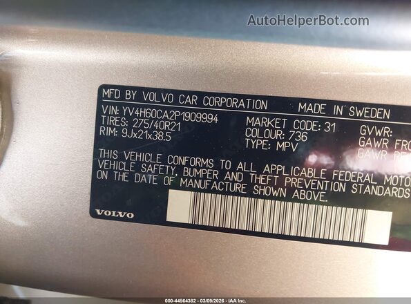 YV4H60CA2P1909994 2023 VOLVO XC90 RECHARGE PLUG-IN HYBRID Brown Vista del compartimento del motor