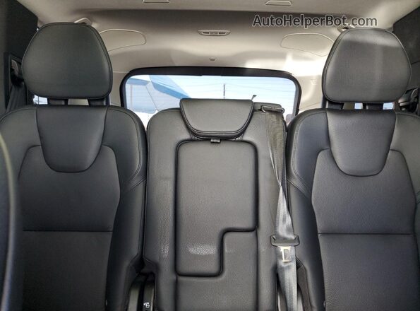 YV4H60CE7R1252793 2024 VOLVO XC90 Silver Հետևի նստատեղերի տեսք