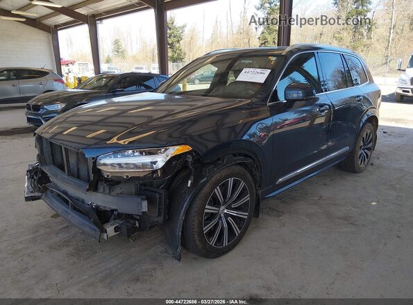 YV4H60CL0N1861362 2022 VOLVO XC90 RECHARGE PLUG-IN HYBRID Blue Przód lewy