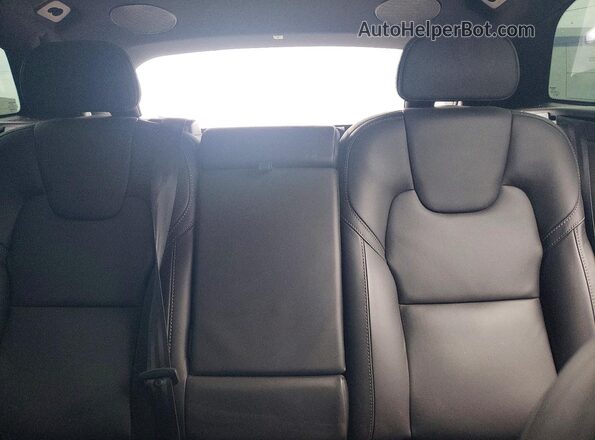YV4H60DJXR1940900 2024 VOLVO XC60 Черный Вид задних сидений
