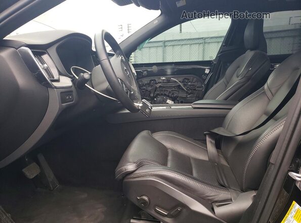 YV4H60DJXR1940900 2024 VOLVO XC60 Черный Вид салона спереди