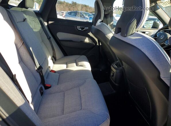 YV4H60DM0R1713550 2024 VOLVO XC60 Silver Вид задніх сидінь