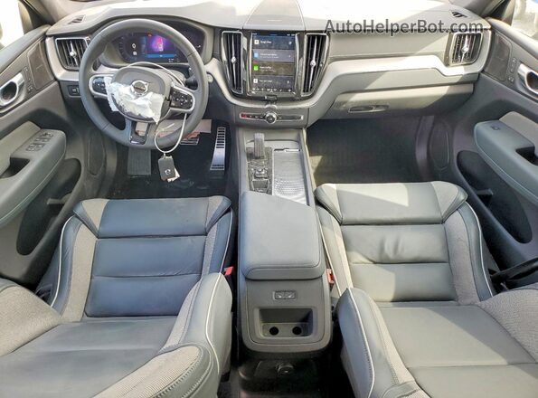 YV4H60DM2N1046975 2022 VOLVO XC60 Gray Dashboard view