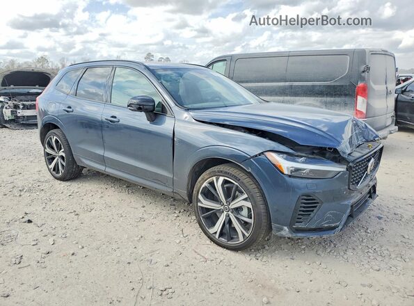 YV4H60DM2N1046975 2022 VOLVO XC60 Gray Front right