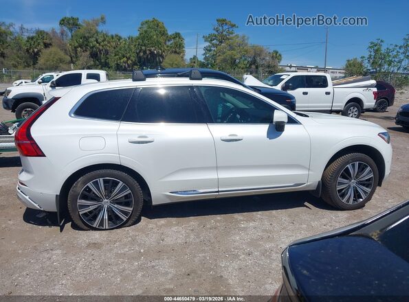 YV4H60DN3P1210360 2023 VOLVO XC60 RECHARGE PLUG-IN HYBRID White Vista interior trasera