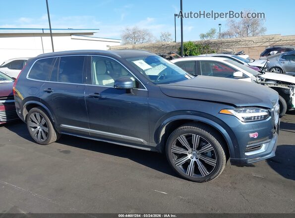 YV4H60LF2R1236445 2024 VOLVO XC90 RECHARGE PLUG-IN HYBRID Blue Widok wnętrza 360 stopni