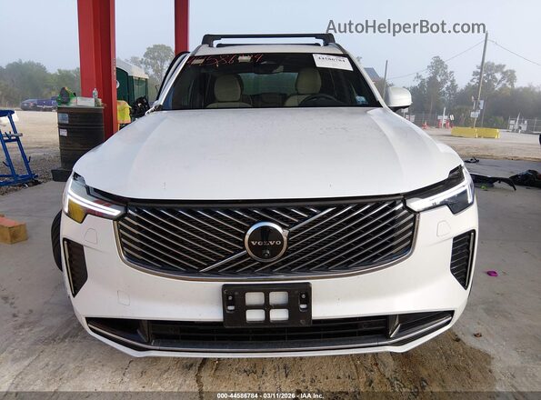 YV4H60PB8S1387741 2025 VOLVO XC90 PLUG-IN HYBRID White Widok wnętrza z tyłu