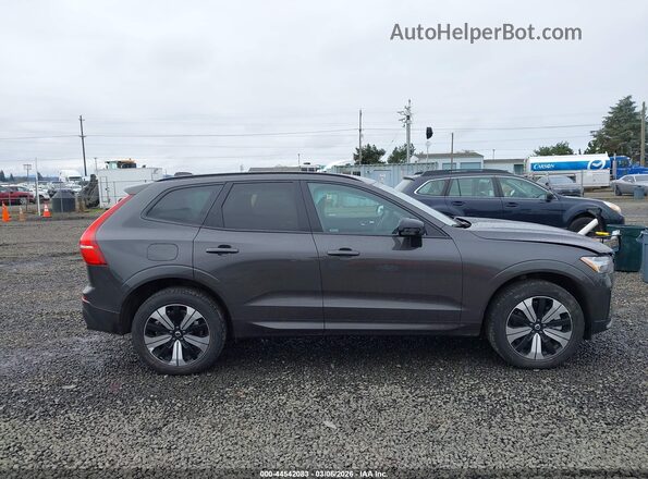 YV4H60RJ4S1008030 2025 VOLVO XC60 PLUG-IN HYBRID Gray Rear interior view