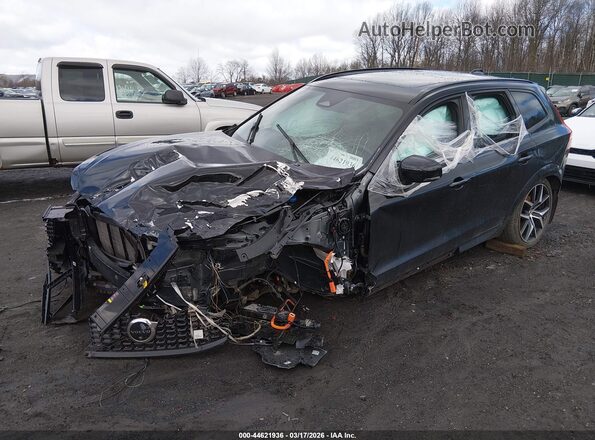 YV4H60RP6S1185473 2025 VOLVO XC60 PLUG-IN HYBRID Black Առջևի ձախ երեք քառորդ տեսարան