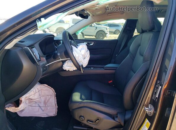 YV4L12DNXP1376217 2023 VOLVO XC60 Gray წინა სალონის ხედი