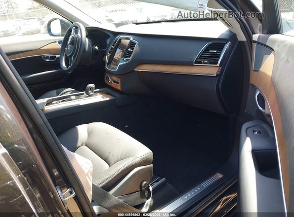 YV4L12PE6R1240911 2024 VOLVO XC90 Gray Front interior view