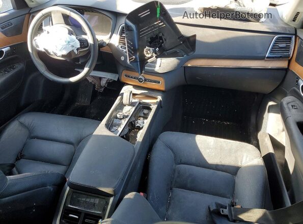 YV4L12PN2P1982171 2023 VOLVO XC90 White Dashboard view