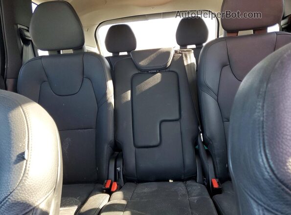 YV4L12PN2P1982171 2023 VOLVO XC90 White Rear seats view
