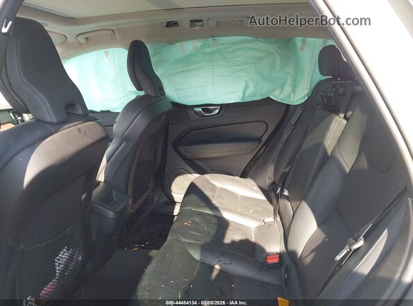 YV4L12RE9P1261066 2023 VOLVO XC60 White Вид наклейки з VIN-кодом