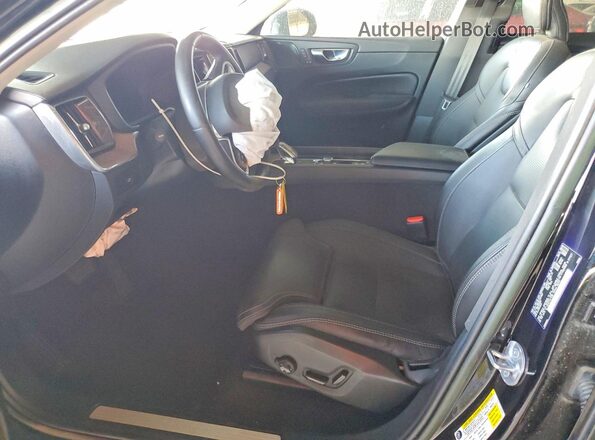 YV4L12RF9P1257897 2023 VOLVO XC60 Black Vista interior delantera
