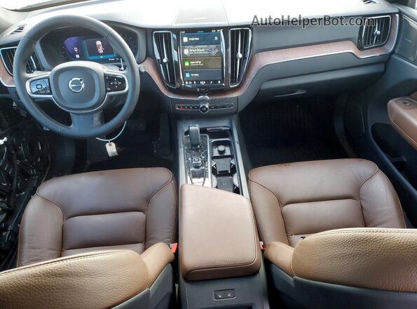 YV4L12RL2R1835332 2024 VOLVO XC60 Beige Widok deski rozdzielczej