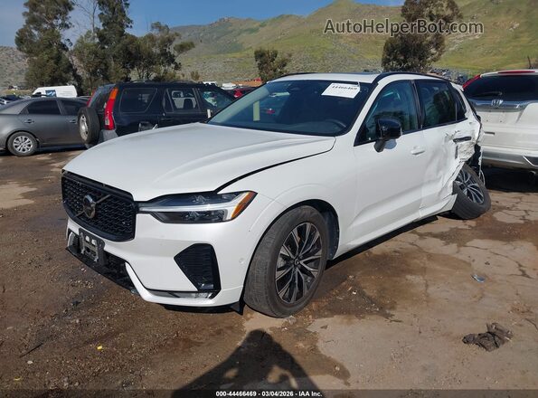 YV4L12RL5R1911352 2024 VOLVO XC60 White 