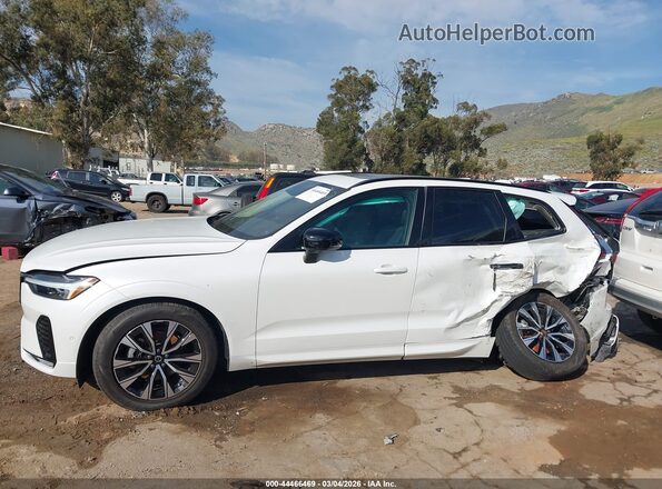 YV4L12RL5R1911352 2024 VOLVO XC60 White 