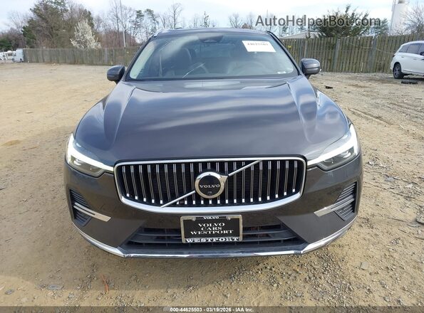 YV4L12RN7P1319904 2023 VOLVO XC60 Gray ხელსაწყოთა პანელის ხედი
