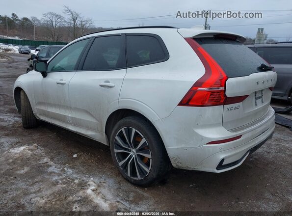 YV4L12RW8P1340687 2023 VOLVO XC60 White Հետևի ձախ