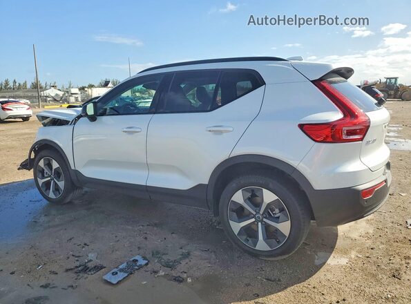 YV4L12UC0T2700326 2026 VOLVO XC40 White Tył lewy