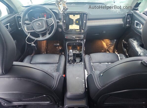YV4L12UCXS2465867 2025 VOLVO XC40 Синий 