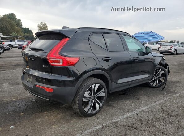 YV4L12UCXS2510080 2025 VOLVO XC40 Black Задня права чверть