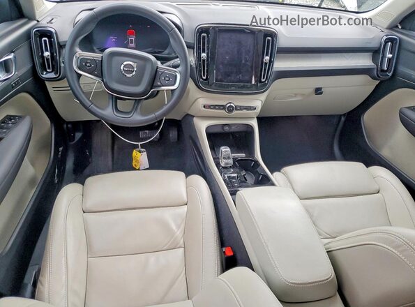 YV4L12UE1R2229314 2024 VOLVO XC40 Green 