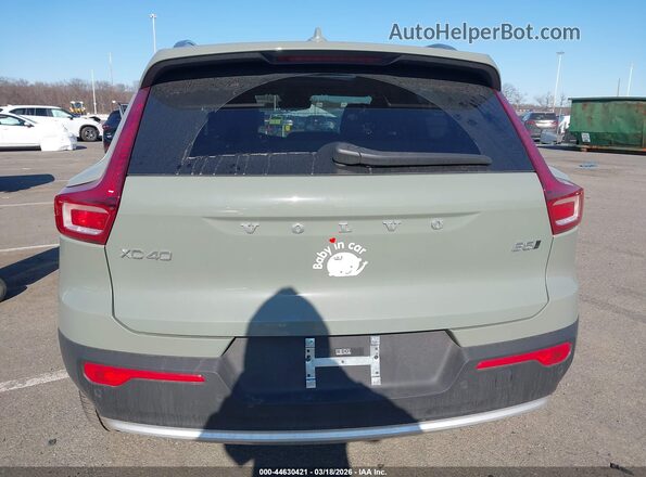 YV4L12UE6R2373022 2024 VOLVO XC40 Green 