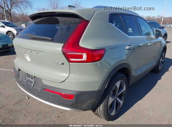 YV4L12UE6R2373022 2024 VOLVO XC40 Green Trasero derecho