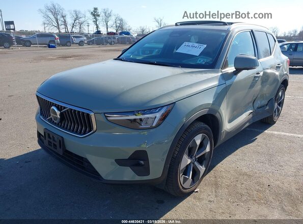 YV4L12UE6R2373022 2024 VOLVO XC40 Green Vista tres cuartos delantera izquierda