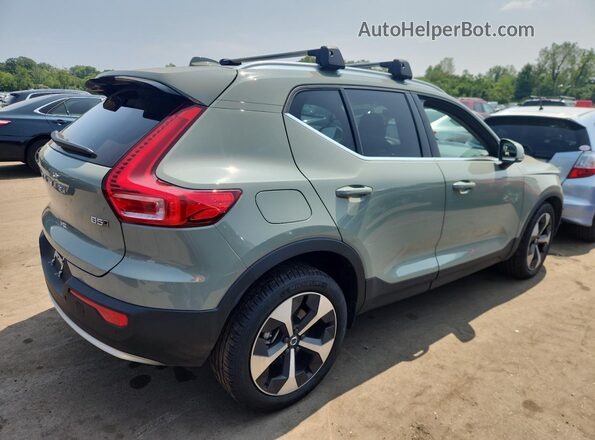YV4L12UJ0S2468016 2025 VOLVO XC40 Gray 