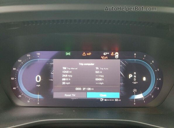YV4L12UJ5S2477083 2025 VOLVO XC40 White 