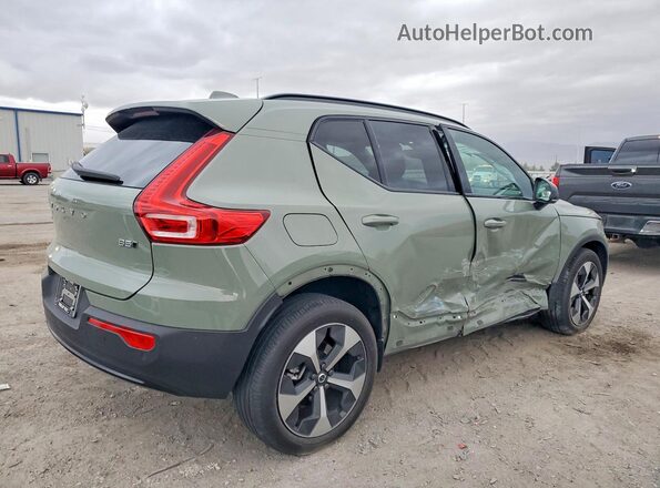 YV4L12UK1R2364461 2024 VOLVO XC40 Green Trasero derecho