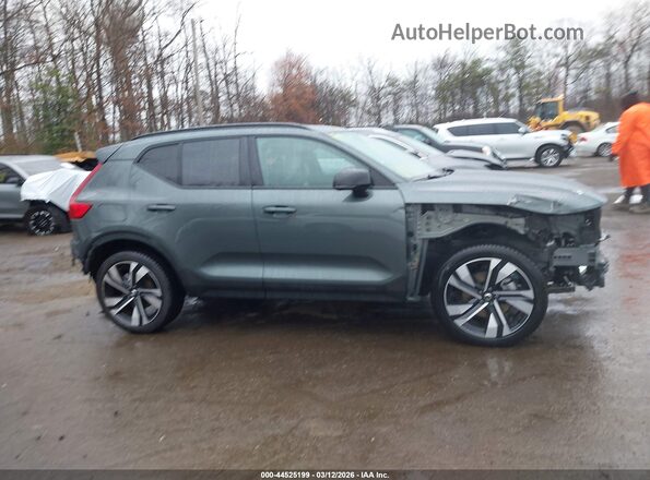 YV4L12UM7T2657774 2026 VOLVO XC40 Green Панорамний вид салону 360°