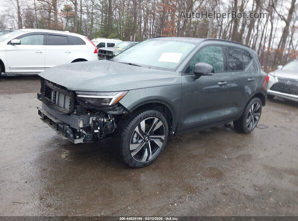 YV4L12UM7T2657774 2026 VOLVO XC40 Green Передня ліва чверть