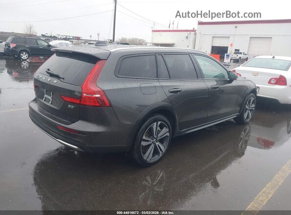 YV4L12WK3S2149506 2025 VOLVO V60 CROSS COUNTRY Black უკანა მარჯვენა