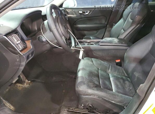 YV4L12WK6S2146163 2025 VOLVO V60 White Vista interior delantera